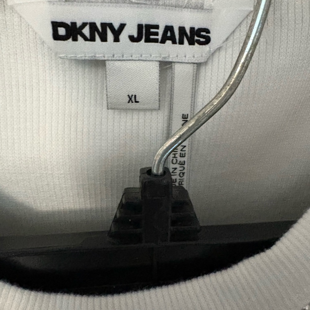 DKNY White Ribbed Top - Picture 5 of 7